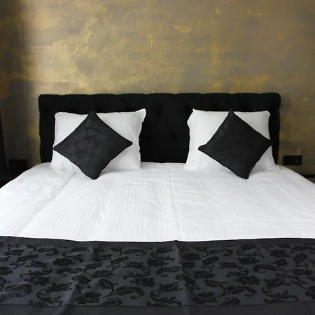 Sara'S Boutique Hotel-2